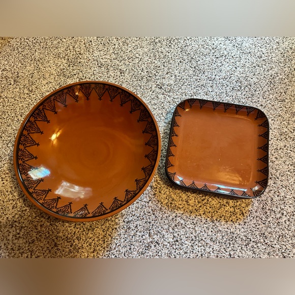 Serving bowl (1) and plate set (2) - Picture 1 of 4
